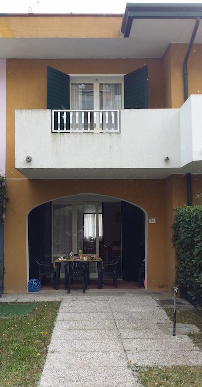 Villa Malaga Caorle Exterior photo